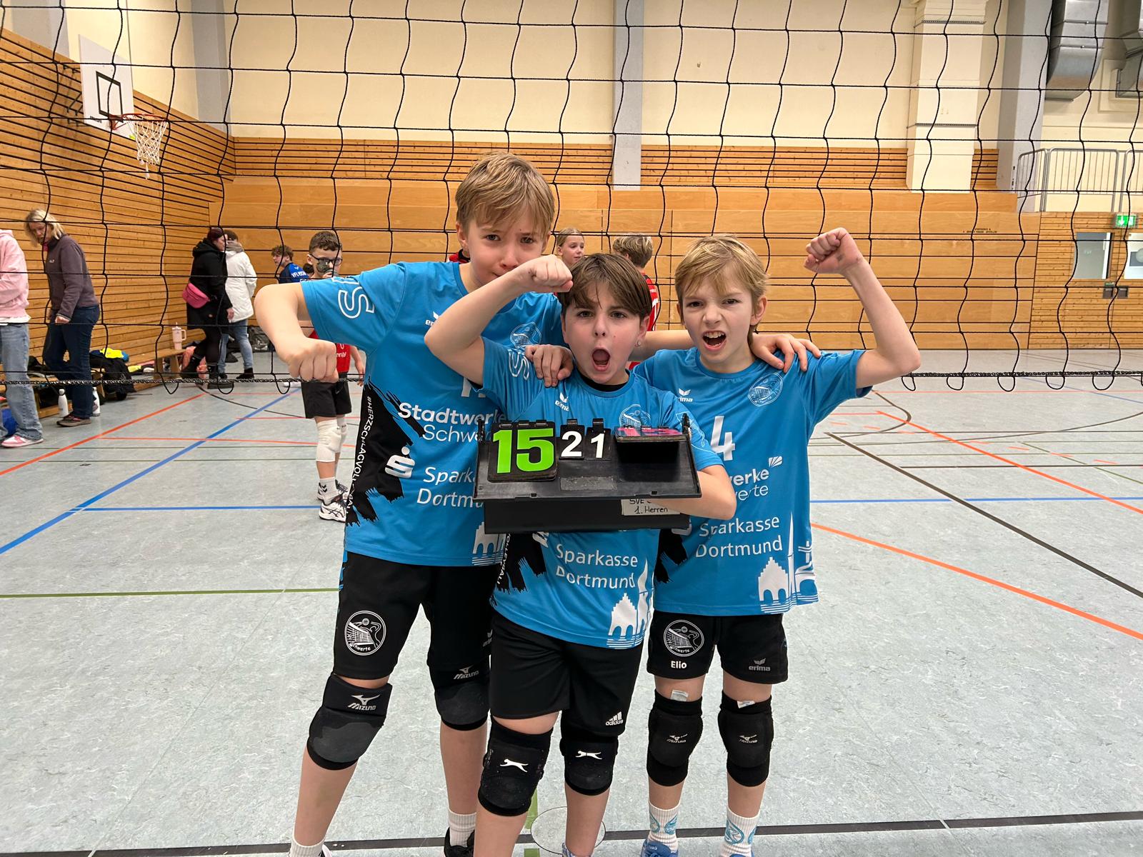 Männlicher Nachwuchs mit erfolgreichem Oberliga-Abschluss